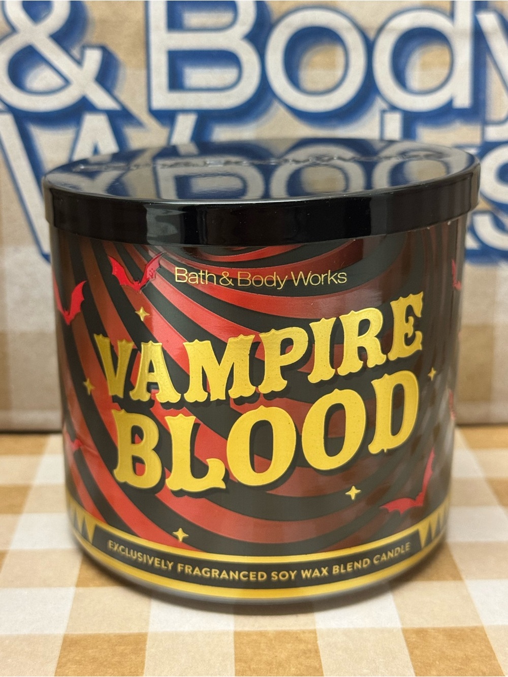 NEW B&BW Vampire Blood 3 wick candle - Picture 4 of 4